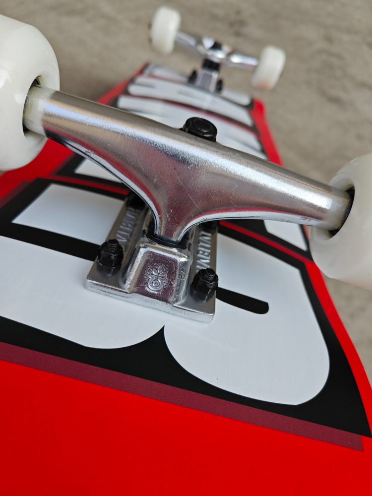 Baker Skateboard Youth Adult S – обзор и цена Skateboard Complete Deck